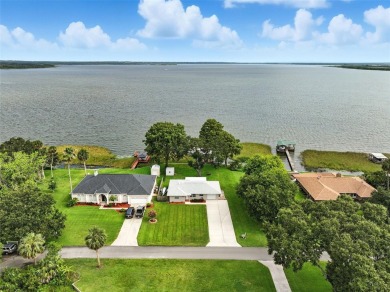 Lake Home For Sale in Leesburg, Florida