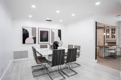 Experience luxury living in prestigious Harbor Beach inlet, Fort - photo 11