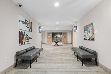 Live in the heart of it all at 212 Lofts in the North Loop - photo 21