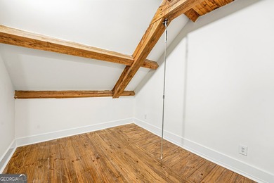 Looking for space for a large family or the perfect in-town - photo 26