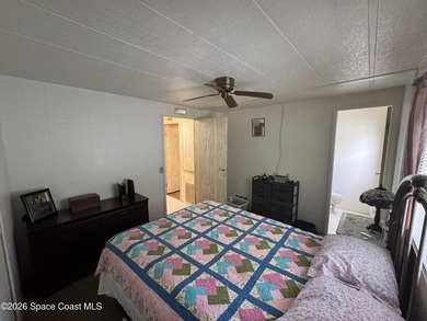 Charming, manufactured home located on the perimeter of an adult - photo 26