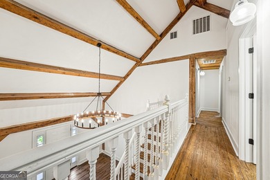Looking for space for a large family or the perfect in-town - photo 30