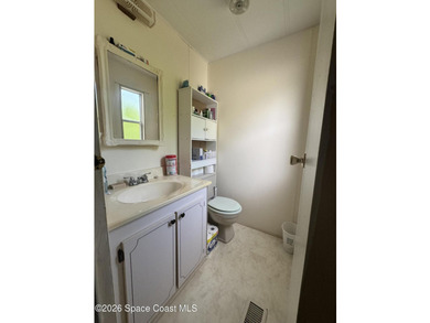 Charming, manufactured home located on the perimeter of an adult - photo 30