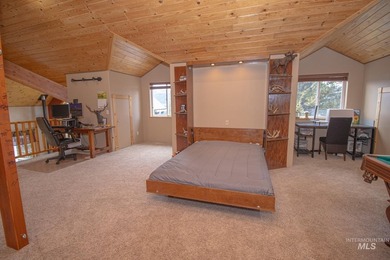 Exceptional custom home on 27.72 acres overlooking the iconic - photo 31