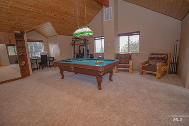 Exceptional custom home on 27.72 acres overlooking the iconic - photo 32