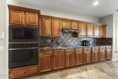 Impeccably upgraded Mesquite w/3 bedrooms, 3 baths, office, 2.5 - photo 10
