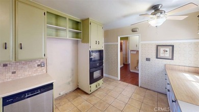 Welcome home!! Located within the quaint neighborhood of West - photo 9
