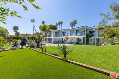 Wide open ocean views, a huge lush yard, and a resort-style - photo 3