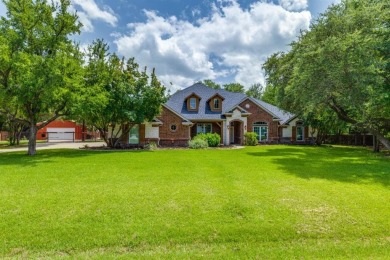 Lake Worth Home For Sale in Fort Worth Texas