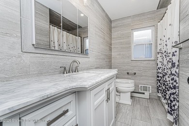 Located on a beautiful tree lined street in the heart of Oakwood - photo 15