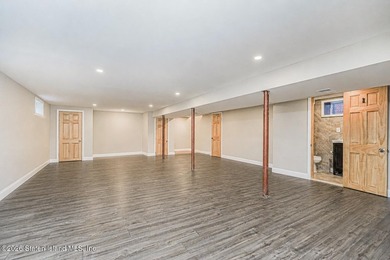 Located on a beautiful tree lined street in the heart of Oakwood - photo 22