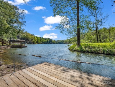 (private lake, pond, creek) Home For Sale in Lake Lure North Carolina