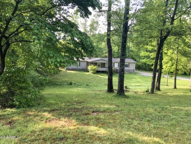 Linger Lake Home Sale Pending in Crossville Tennessee