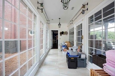 SPECTACULAR BRICK WATERFRONT HOME W/AMENITIES GALORE! 4750 SQ - photo 15