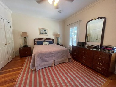 SPECTACULAR BRICK WATERFRONT HOME W/AMENITIES GALORE! 4750 SQ - photo 24