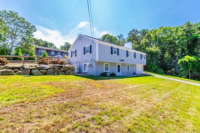 Renovated 2023 4 bedrooms/2 bath raised ranch with deed beach - photo 27