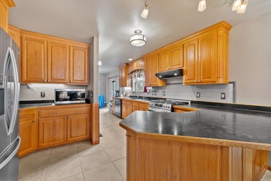 Spacious 3-bedroom, 3-bath home 4.46 m/l acres in Gamaliel, just - photo 9