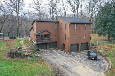 Lake Home For Sale in Lower Mt Bethel, Pennsylvania