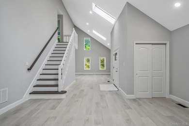 Welcome to 3 Cozine Road South in Center Moriches! Completely - photo 4