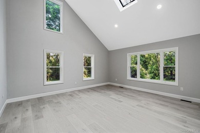 Welcome to 3 Cozine Road South in Center Moriches! Completely - photo 5