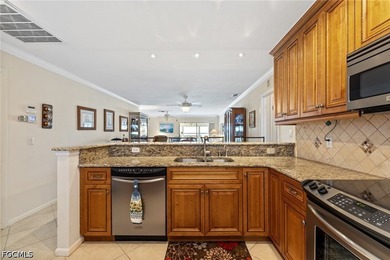 MYERLEE GOLFSIDE EAST - Beautifully updated 3-bedroom, 2.5-bath - photo 7