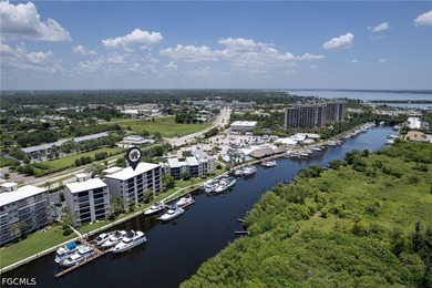 Stunning first floor condo with breathtaking water views and - photo 4
