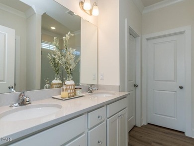 STUNNING 3 CAR GARAGE CUL DE SAC HOME w/PRIMARY ON MAIN LEVEL - photo 13