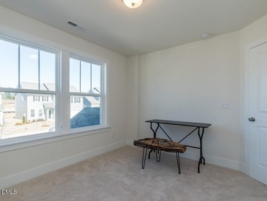 STUNNING 3 CAR GARAGE CUL DE SAC HOME w/PRIMARY ON MAIN LEVEL - photo 18