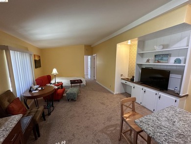 Welcome to this beautifully updated 2-bd., 2 full bath - photo 19