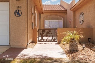 Beautifully furnished & elegantly remodeled 2 bedroom + den - photo 1