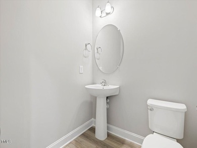 STUNNING 3 CAR GARAGE CUL DE SAC HOME w/PRIMARY ON MAIN LEVEL - photo 26