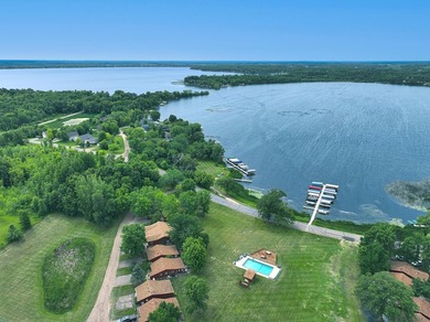 Pack your bags and head to the lake! That's what you will be - photo 31