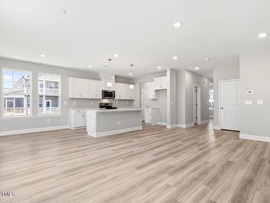 STUNNING 3 CAR GARAGE CUL DE SAC HOME w/PRIMARY ON MAIN LEVEL - photo 32