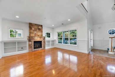 Welcome to this beautifully maintained end unit offering comfort - photo 4