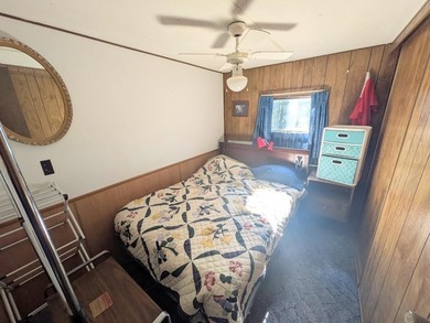 Quiet and peaceful!! This 2 bedroom single wide mobile home is - photo 9