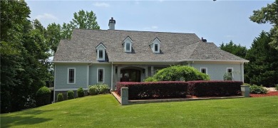 Lake Home For Sale in Woodstock, Georgia