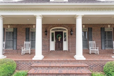 Welcome to this extraordinary custom-built estate offering - photo 13