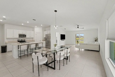 Discover this 4-bedroom, 2-bathroom single-family residence in - photo 15