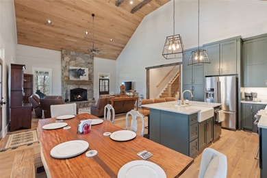 Nestled in the heart of Chinquapin, this charming three-bedroom - photo 20