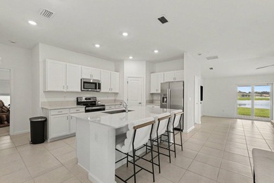 Discover this 4-bedroom, 2-bathroom single-family residence in - photo 24