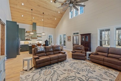 Nestled in the heart of Chinquapin, this charming three-bedroom - photo 25