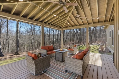 Nestled in the heart of Chinquapin, this charming three-bedroom - photo 27