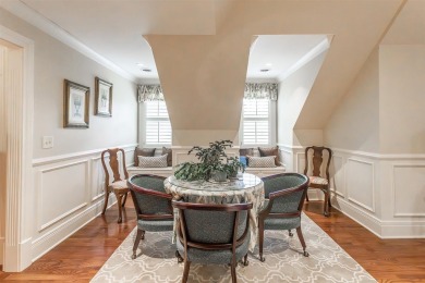 Welcome to this extraordinary custom-built estate offering - photo 39