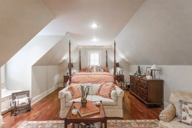 Welcome to this extraordinary custom-built estate offering - photo 47