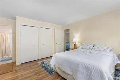 This ranch offers a layout and level of flexibility that's hard - photo 8