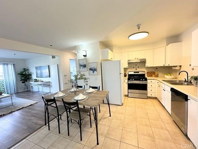 Welcome to Sunset Gardens, 55+ living at its best! Unit 113 is - photo 5