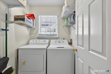 Welcome to 220 Castle Avenue in Fairfield, a beautiful end unit - photo 12