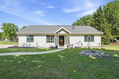 Lake Winnebago Home For Sale in Oshkosh Wisconsin