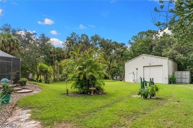 This home is in a BEAUTIFUL SETTING. It's tucked back into a - photo 8