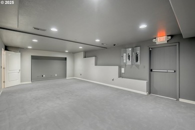 OPEN HOUSE: 1-4 PM 7/25/26!! Experience the finest luxury living - photo 32